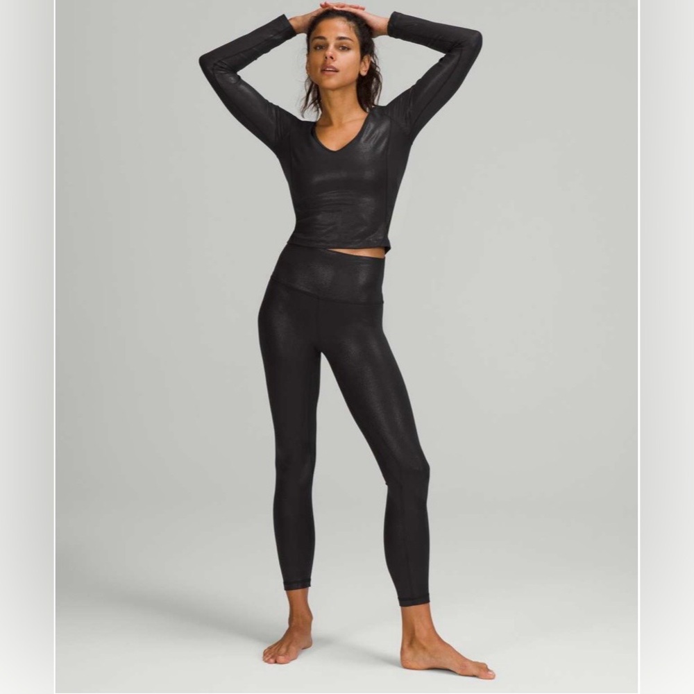 Lululemon High Rise Shine Align Leggings Radiant Foil Black. Size 2. Worn 1X!